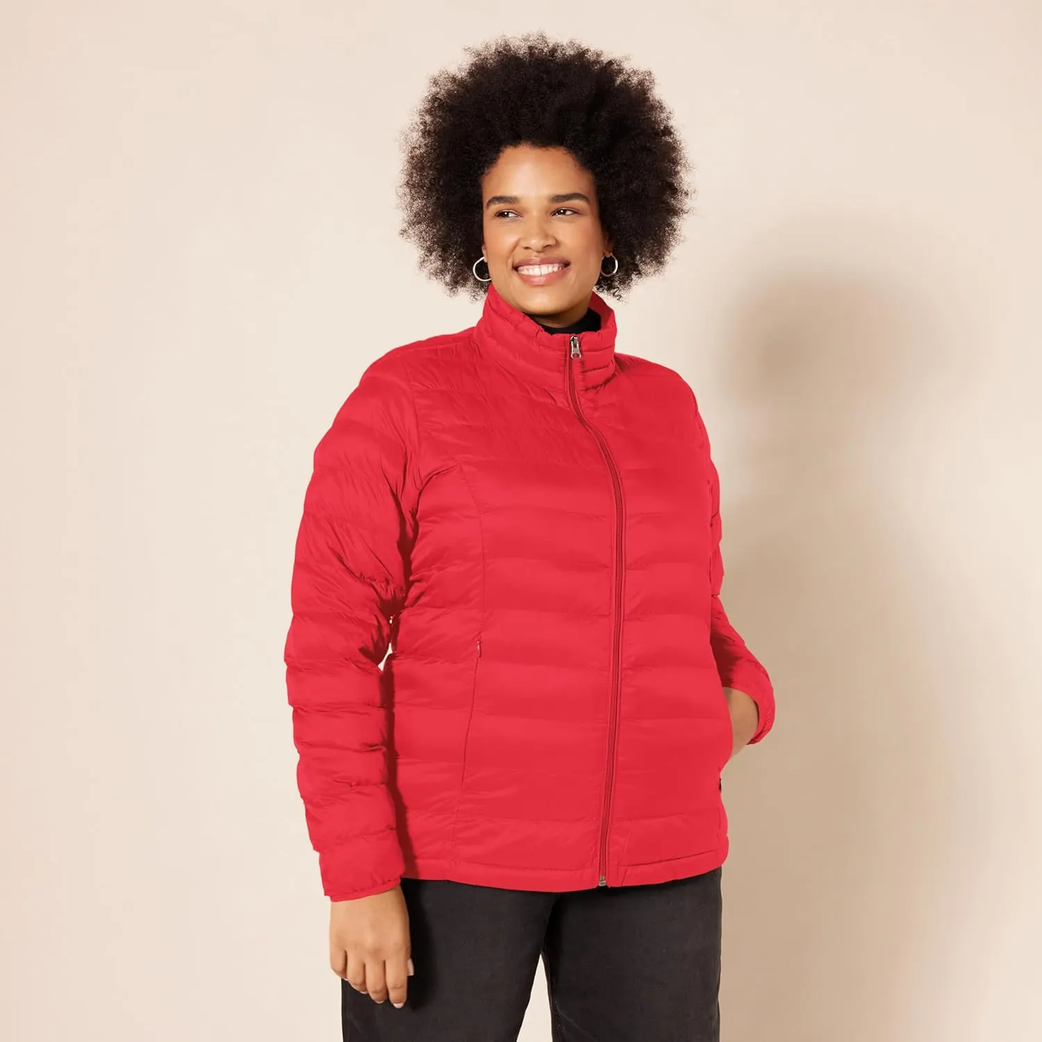 Amazon Essentials Women's Lightweight Long-Sleeve Water-Resistant Packable Puffer Jacket (Available in Plus Size)