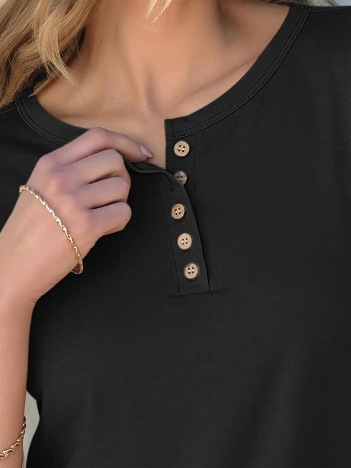 ANRABESS Womens 3/4 Sleeve Tops Henley Shirts Casual Trendy Button T Shirts 2025 Summer Basic Tunic
