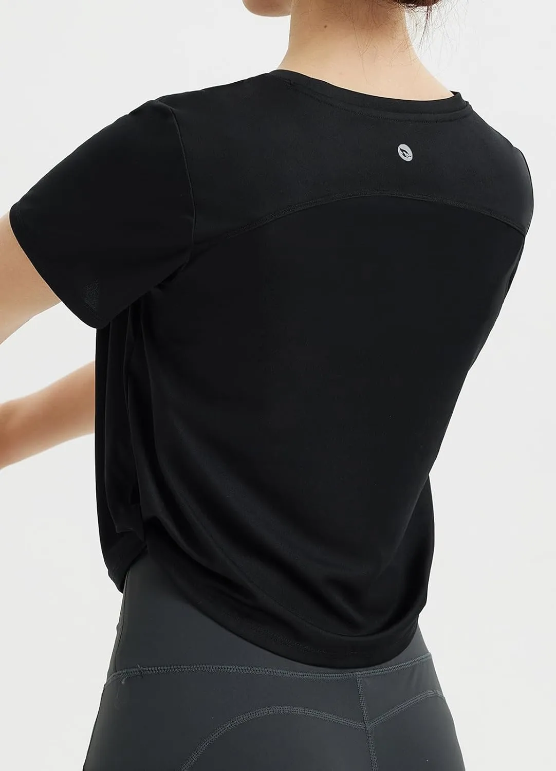 baleaf Women's Cropped Workout Tops Short Sleeve Athletic Running Shirts Loose Fit Quick Dry Yoga T-Shirts UPF 50 