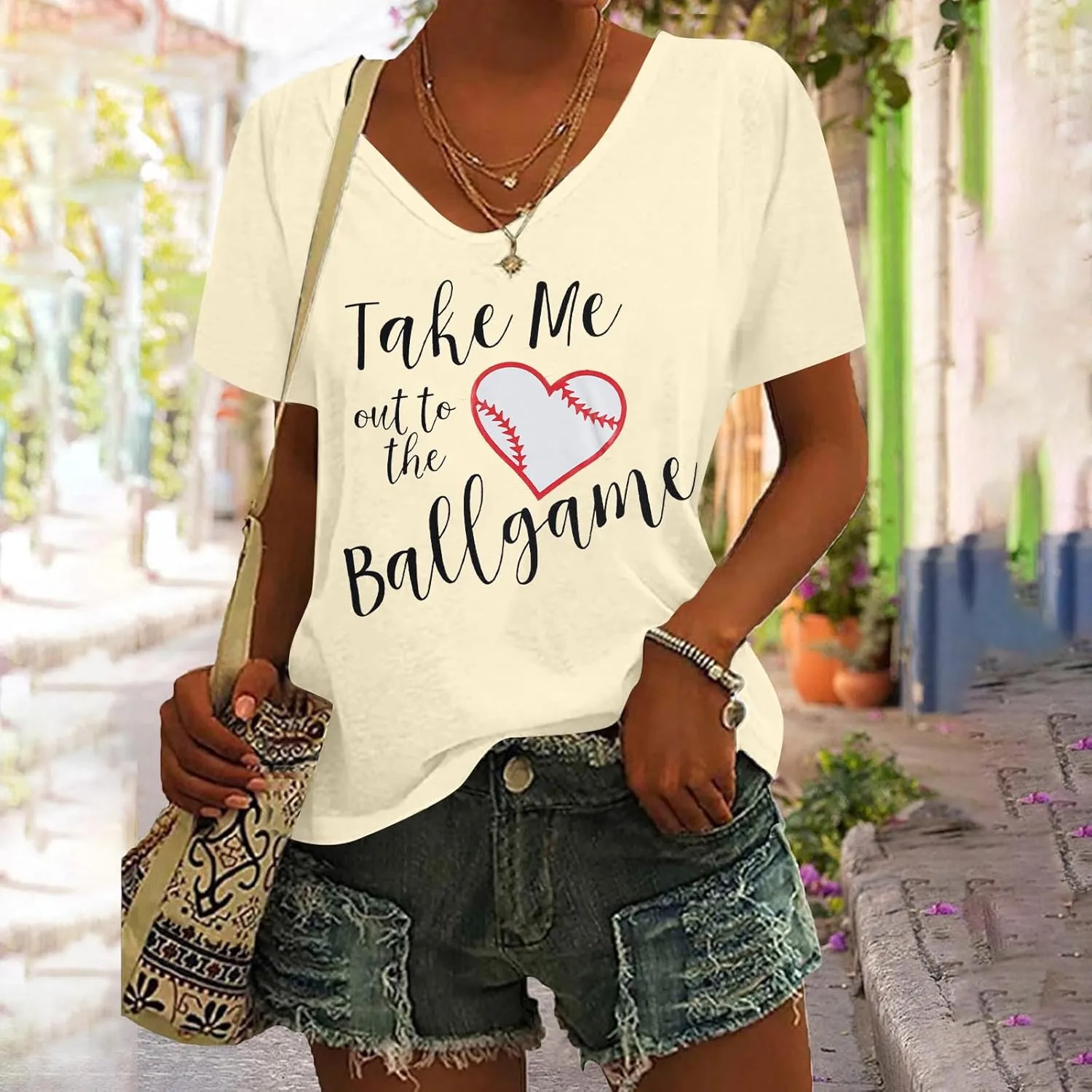 Baseball Mom T-Shirt Women Letter Print Funny Baseball Graphic Tees Tops Short Sleeve Casual Tee