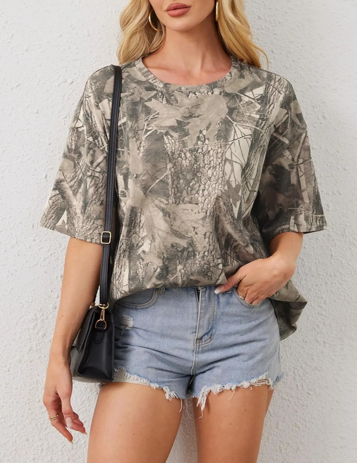 Camo Shirt Women Men Oversized Maple Leaf T Shirts Graphic Baggy Shirts Tops Crewneck Short Sleeve Tees Streetwear