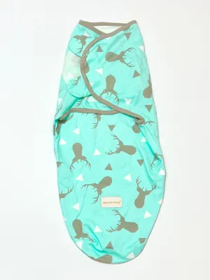 Green deer swaddle - Size 3-6 months