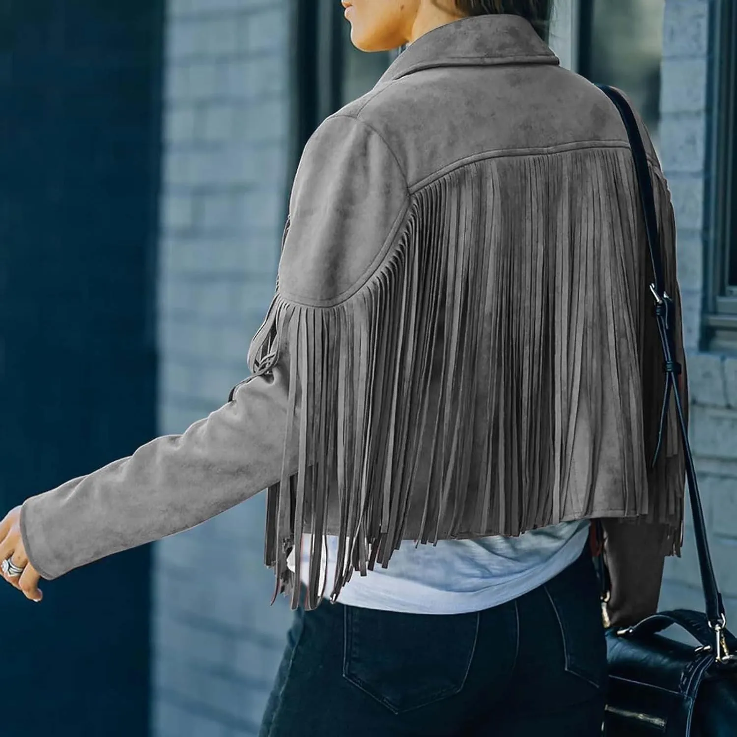 Kubbon Women's Fringe Faux Suede Leather Jackets 2024 Fall Long Sleeve Tassel Cropped Cowboy Coats Motorcycle Outfits
