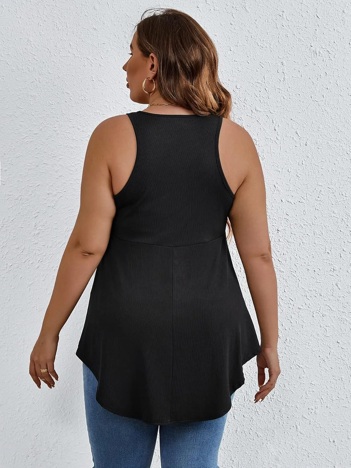 SweatyRocks Women' Loose Sleeveless Solid Color Casual Plain Tank Tops Plus Size Curved Hem Workout Summer Tee Tops