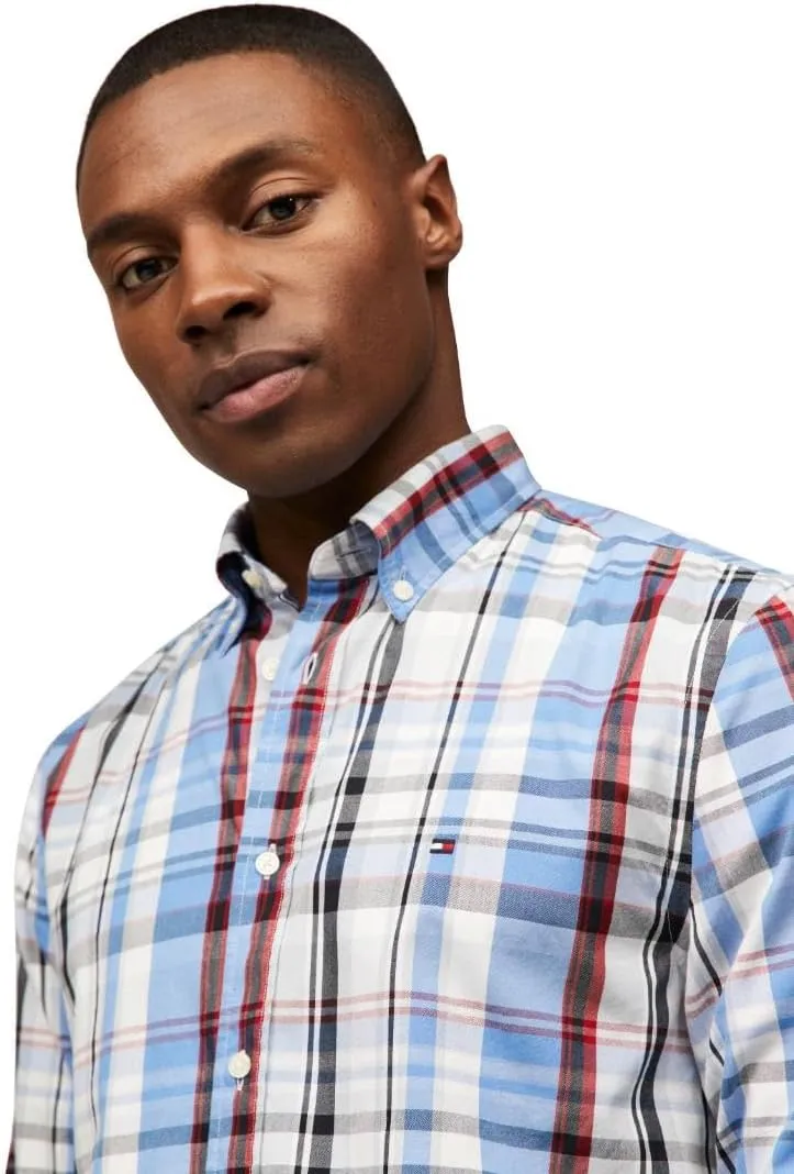 Tommy Hilfiger Long Sleeve Poplin Regular Fit, Men's Button Down Shirts, Also Available in Big and Tall