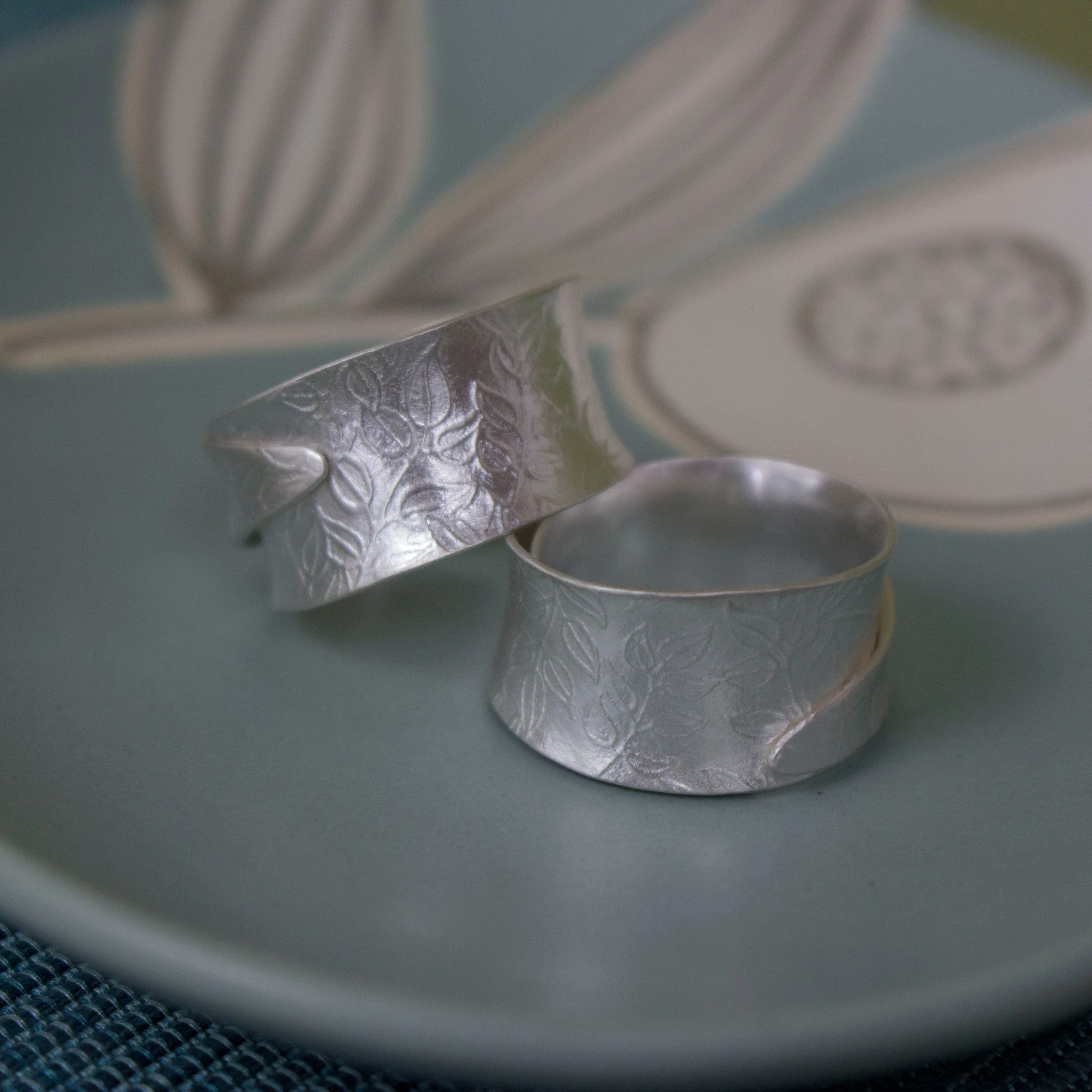 Watercolour Vines Wrapped Ring