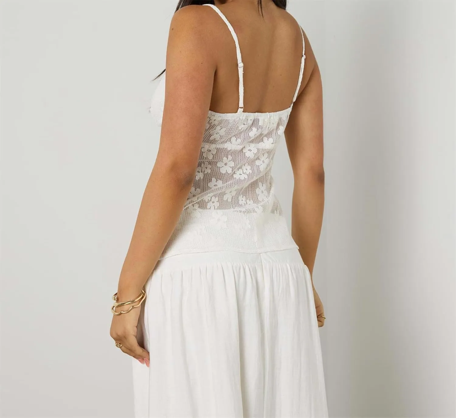 Women Floral Lace Camisole Y2k Sexy Cropped Lace Cami Tops Summer Spaghetti Strap V Neck See Through Tank Tops