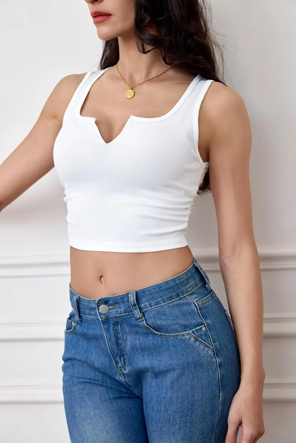 Women's Basic Sleeveless V Neck Tank Tops Ribbed Knit Fitted Crop Tops Casual Workout Top