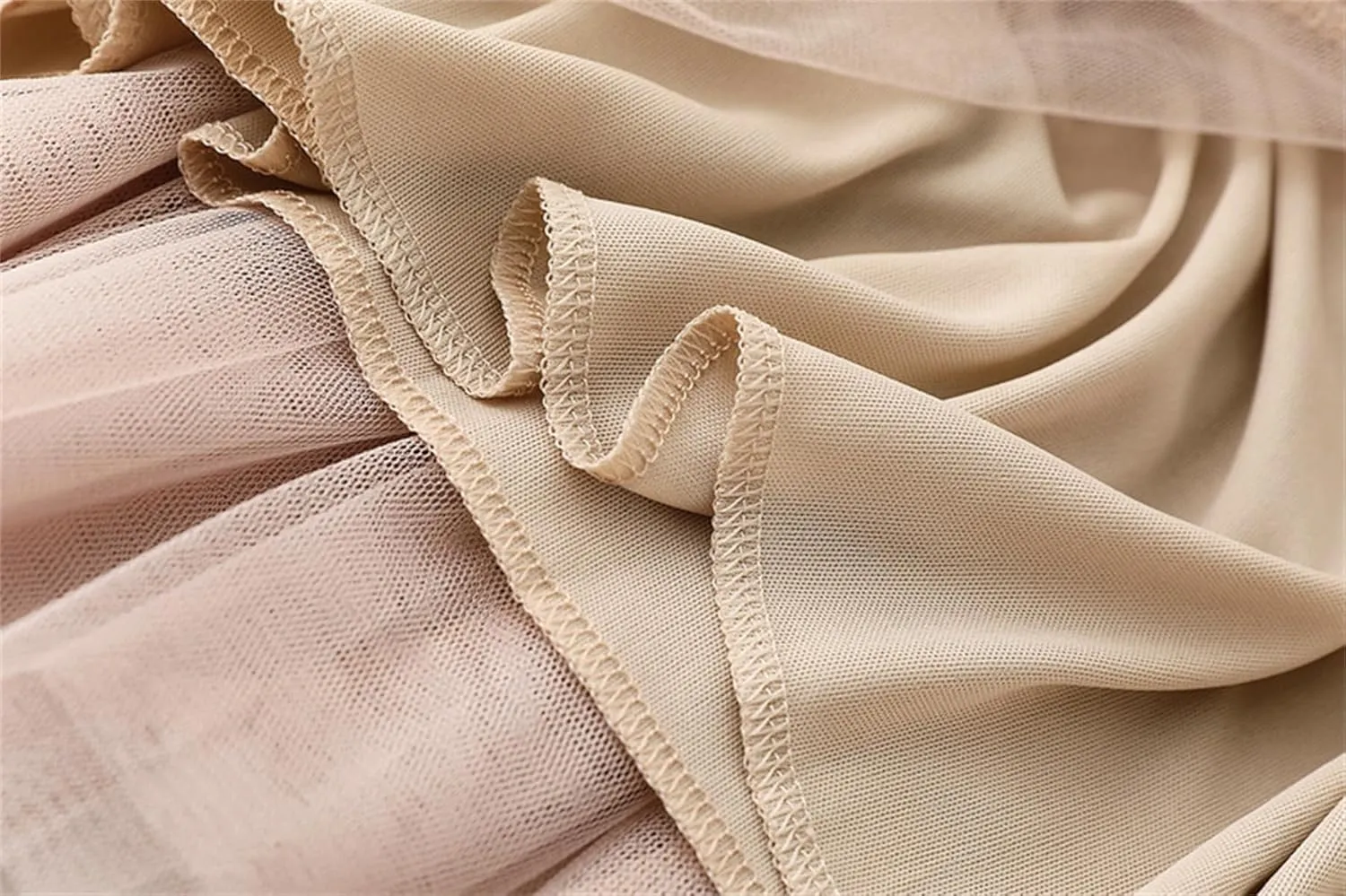 Women's High-Waisted Pleated Skirt with Elastic Waist Slim Midi Skirt Long Skirt with Two Layers of Mesh