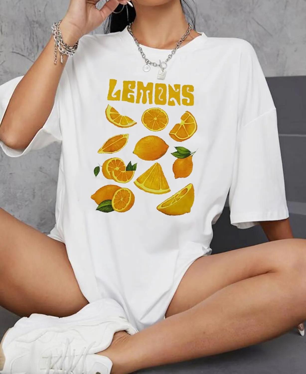 Womens Oversized T Shirts Strawberry Fruit Graphic Tees Summer Casual Loose Beach Vacation 2025 Clothes Tops