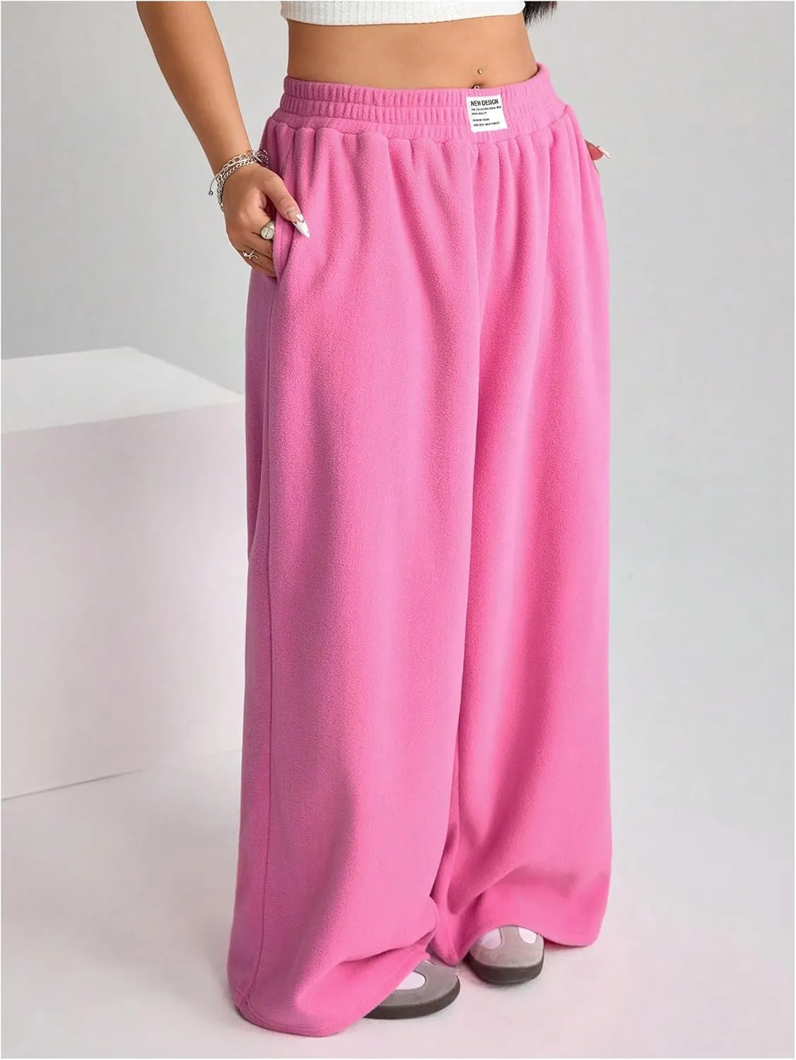Women's Plus Size Elastic Waist Sweatpants Wide Leg Letter Patched Pants with Pocket